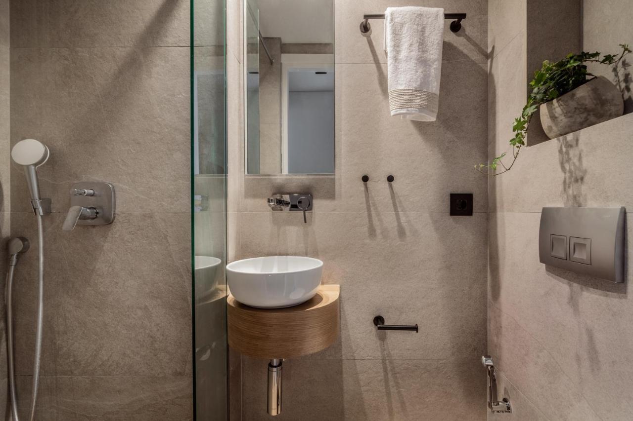 זקינטוס טאון Point Ephemere Beachfront Apartments מראה חיצוני תמונה