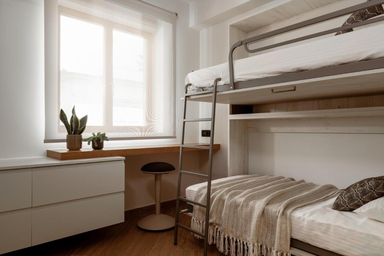 זקינטוס טאון Point Ephemere Beachfront Apartments מראה חיצוני תמונה