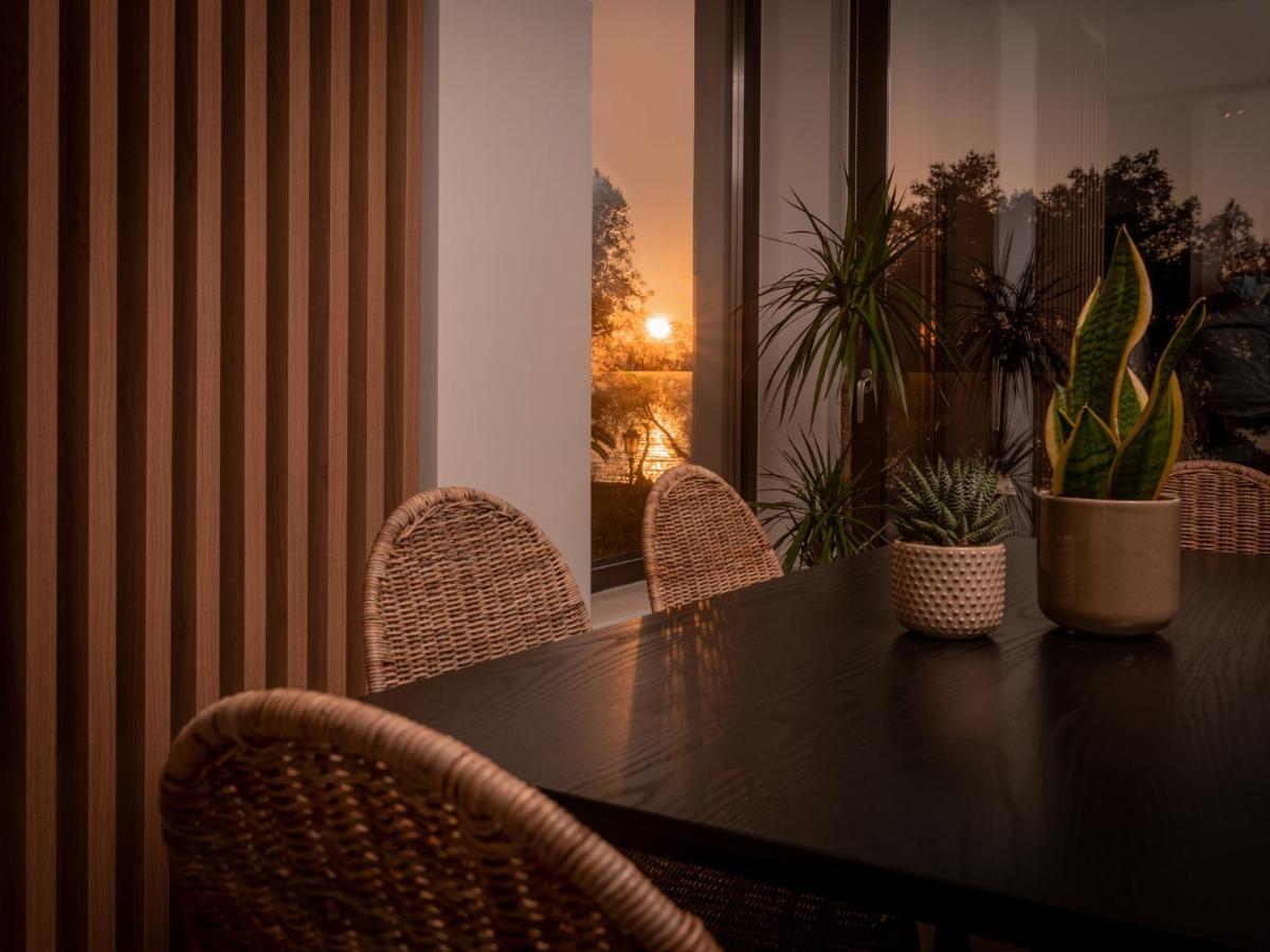 זקינטוס טאון Point Ephemere Beachfront Apartments מראה חיצוני תמונה